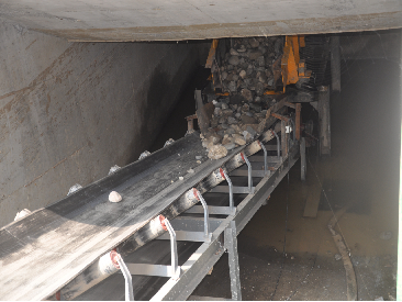 宜昌澤昱時(shí)產(chǎn)500-700噸/小時(shí)卵石洗砂破碎系統(tǒng)，每小時(shí)洗原砂300噸，破碎卵石+整形及機(jī)制砂300-400噸